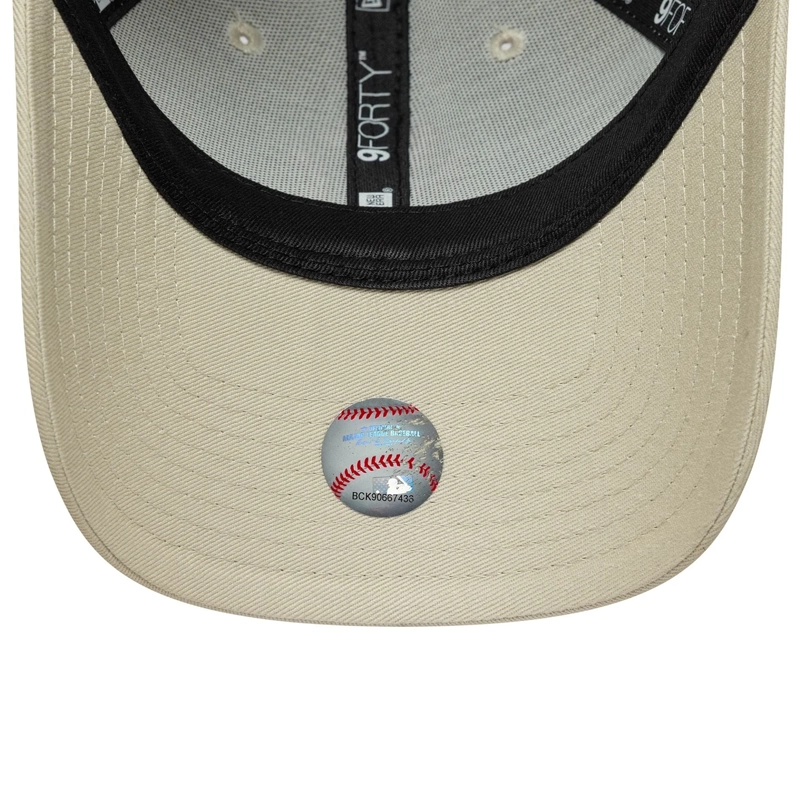 New Era 9FORTY NY Yankees Casquette Beige Femme 60771733