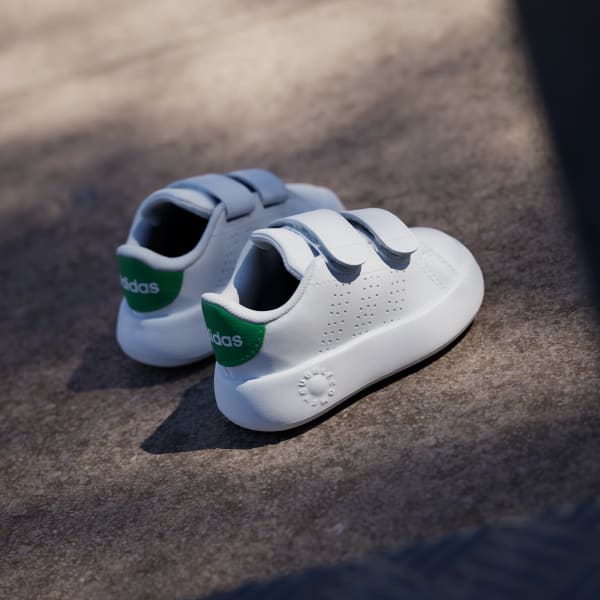https://assets.adidas.com/images/w_600,f_auto,q_auto/6230b27ffcc24fd291fb324c2b917436_9366/Advantage_Shoes_Kids_White_ID5286_HM6.jpg