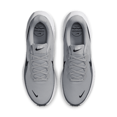https://static.nike.com/a/images/t_default/768fefee-1996-4af6-a220-40fc23657ae0/NIKE+REVOLUTION+8.png