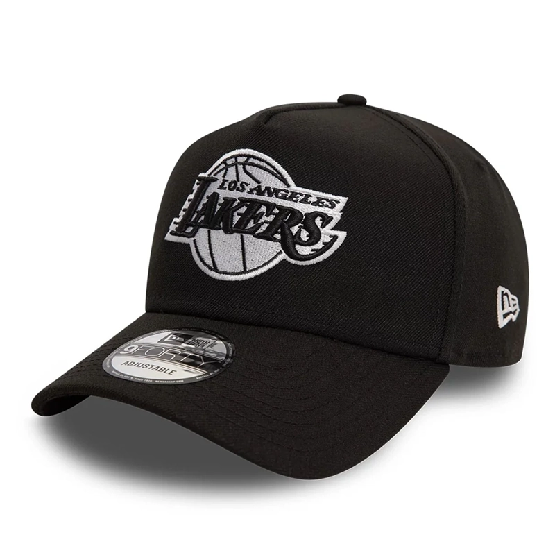 https://cityfashion.ma/29640-large_default/casquette-9forty-la-lakers-outline.jpg