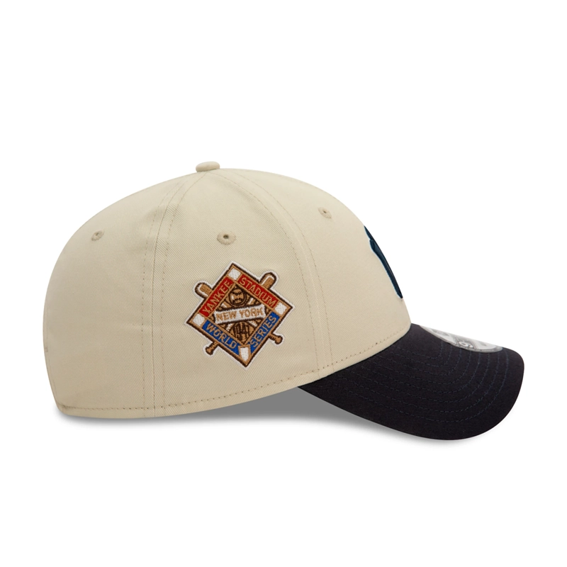 https://cityfashion.ma/29565-large_default/casquette-world-series-9forty-ny-.jpg