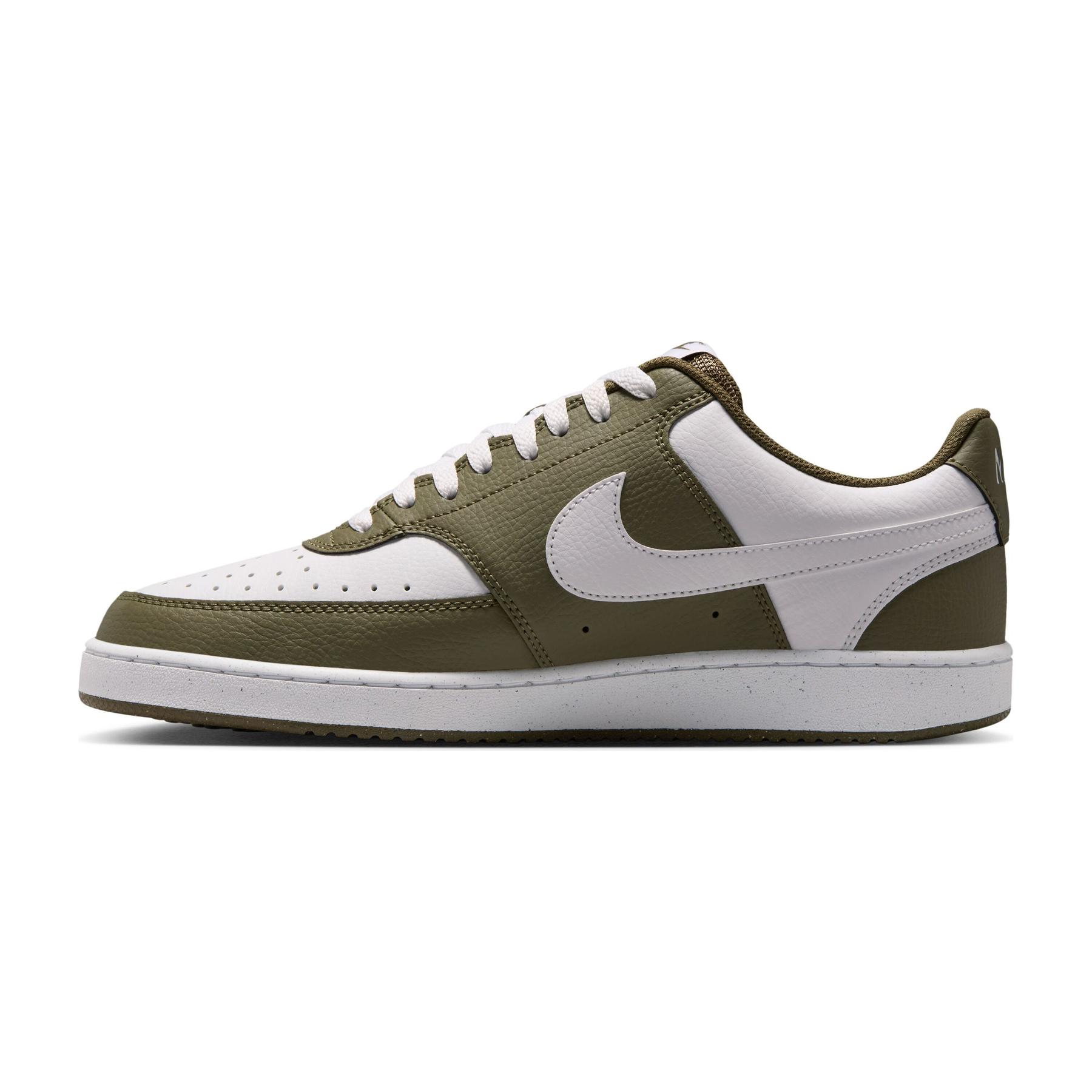Baskets Nike Court Vision Low Homme Rétro Élégantes Confortables Vert Olive Blanc
