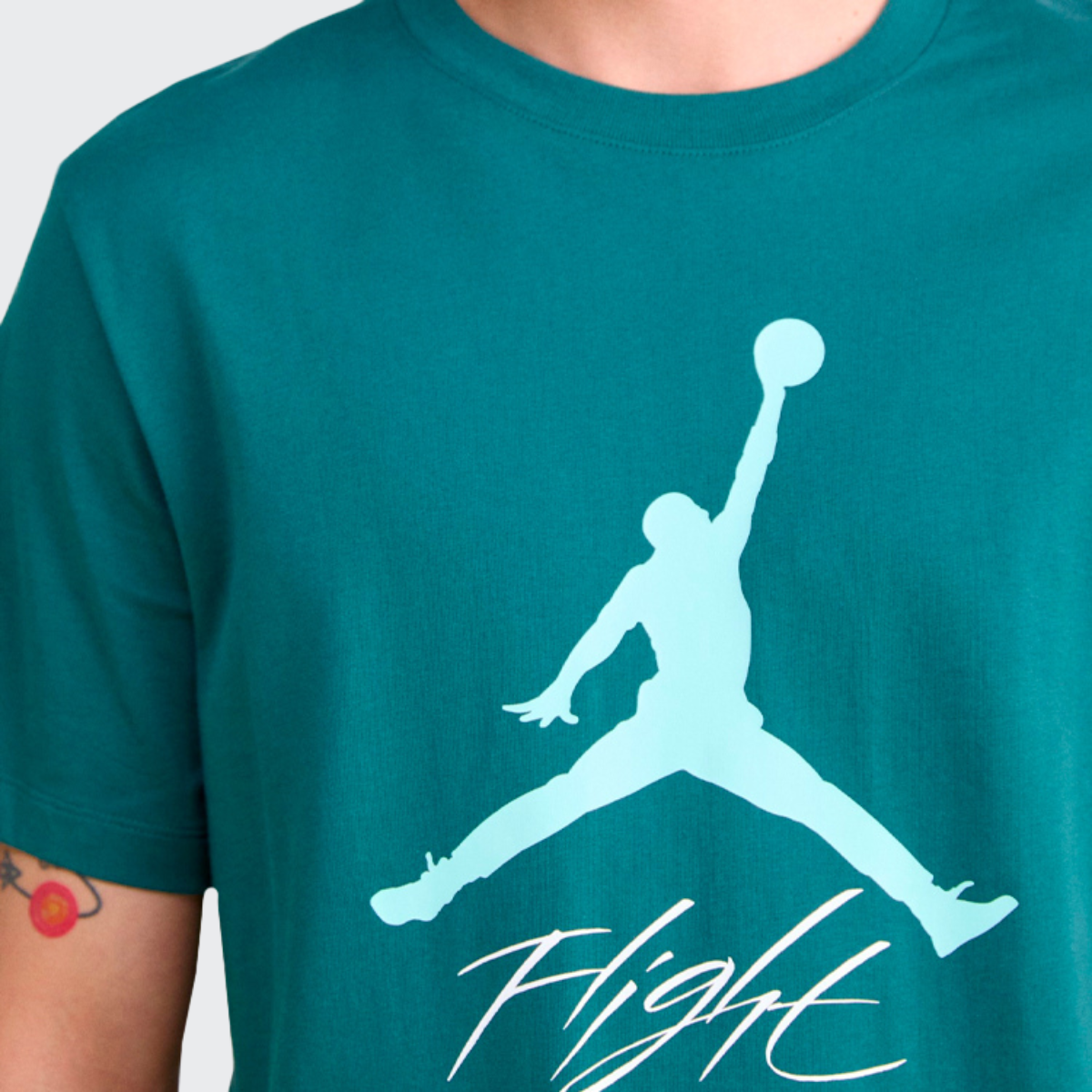 T-Shirt Homme Nike Jumpman Flight HBR Vert: Style Basket Confortable et Tendance